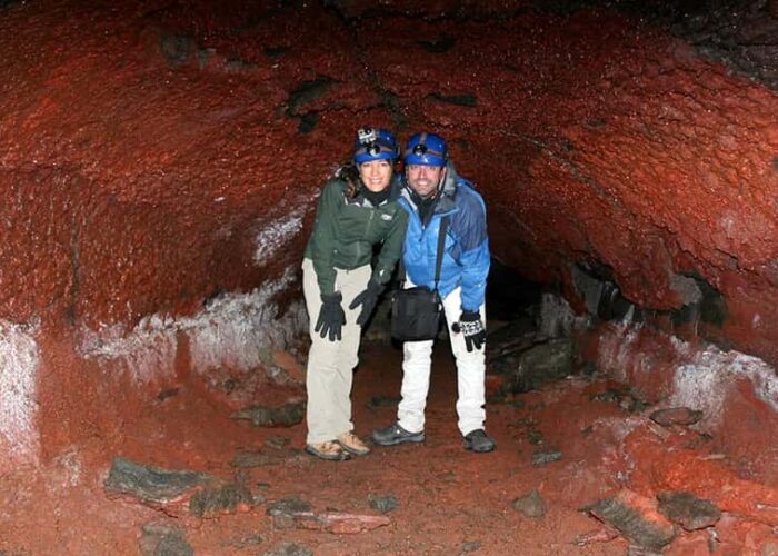 Snorkeling & Caving in Leidarendi Lava Tunnel